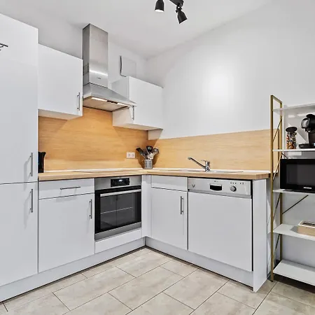 Modern 1br With Balcony In Vibrant Esch-belval *